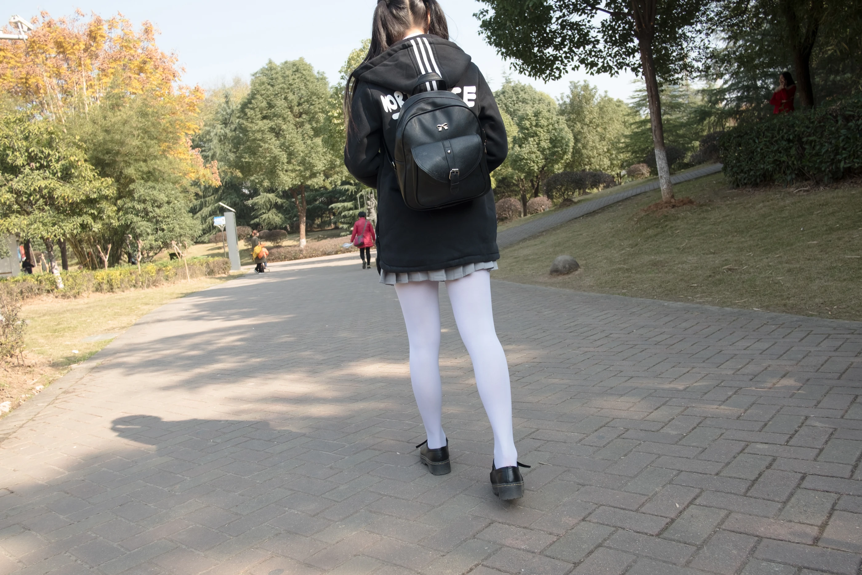 森萝财团 BETA-012 [63P]插图1